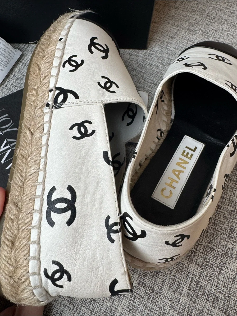 Chanel 22S Espadrilles Style: G38628 Y55871 K4264 Size: EU 36